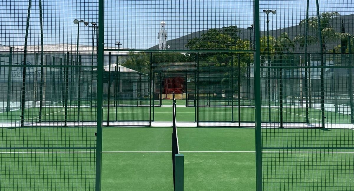 Padel Cuatro (Palestino) padel courts