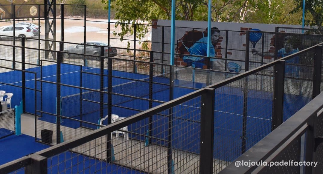 La Jaula Padel Factory Merida padel courts