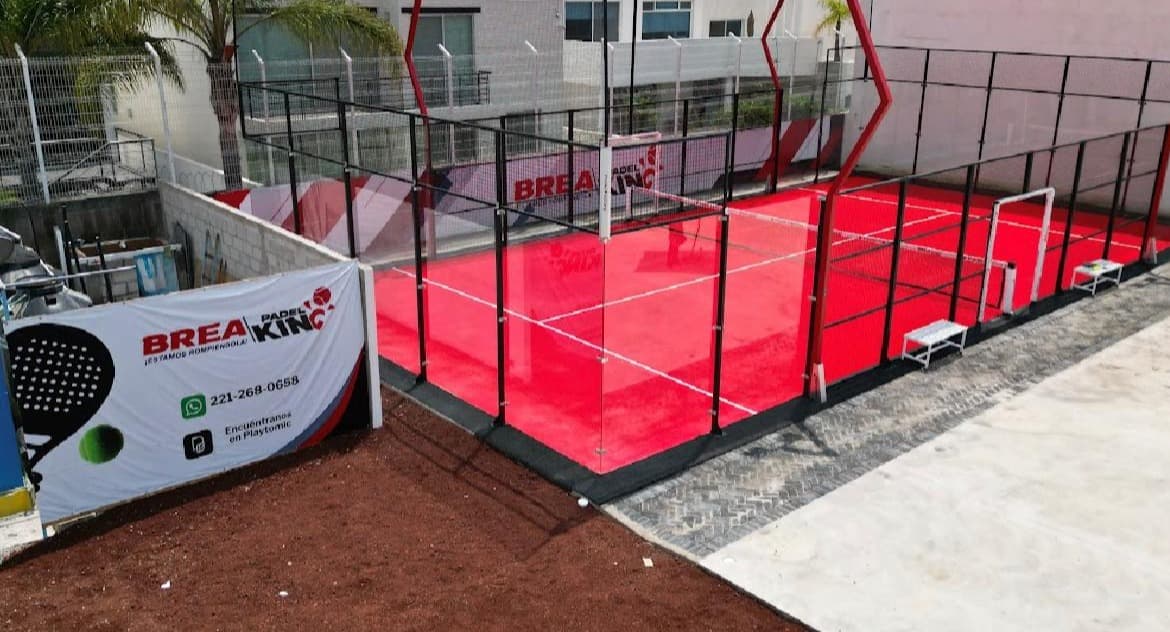Breaking Pádel Puebla padel courts