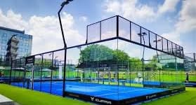 La Holganza padel courts