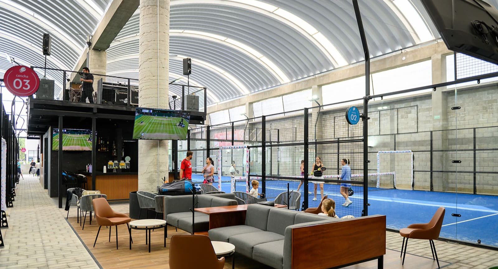 Din Pádel Club padel courts