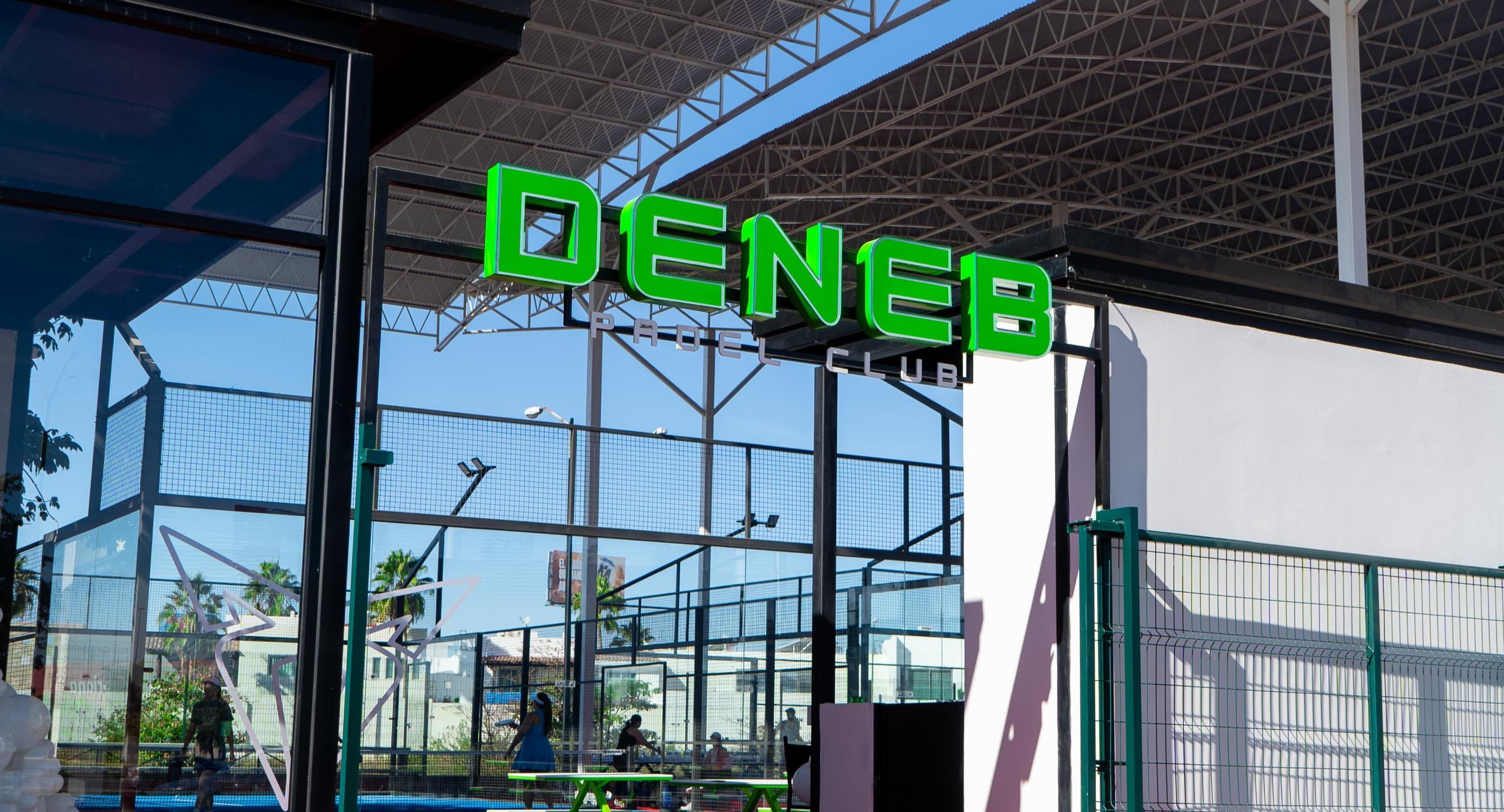 Deneb Padel Club padel courts